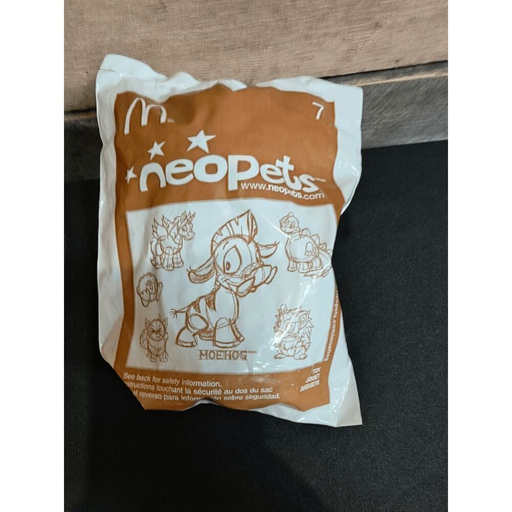 NEW & SEALED Neopets McDonald's 2004 Happy Meal Toy #7 Moehog